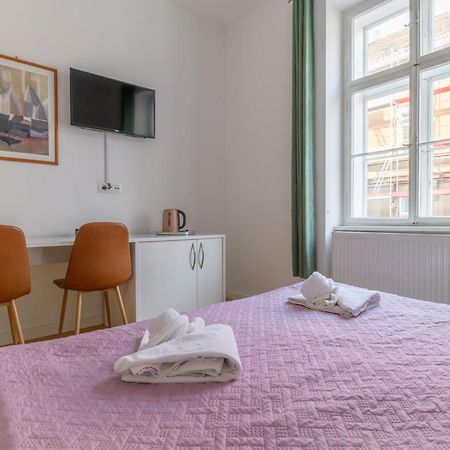 Niva rooms&studio apartment Zagabria Esterno foto