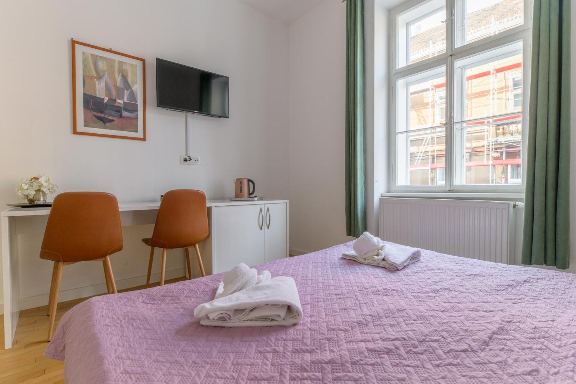 Niva rooms&studio apartment Zagabria Esterno foto