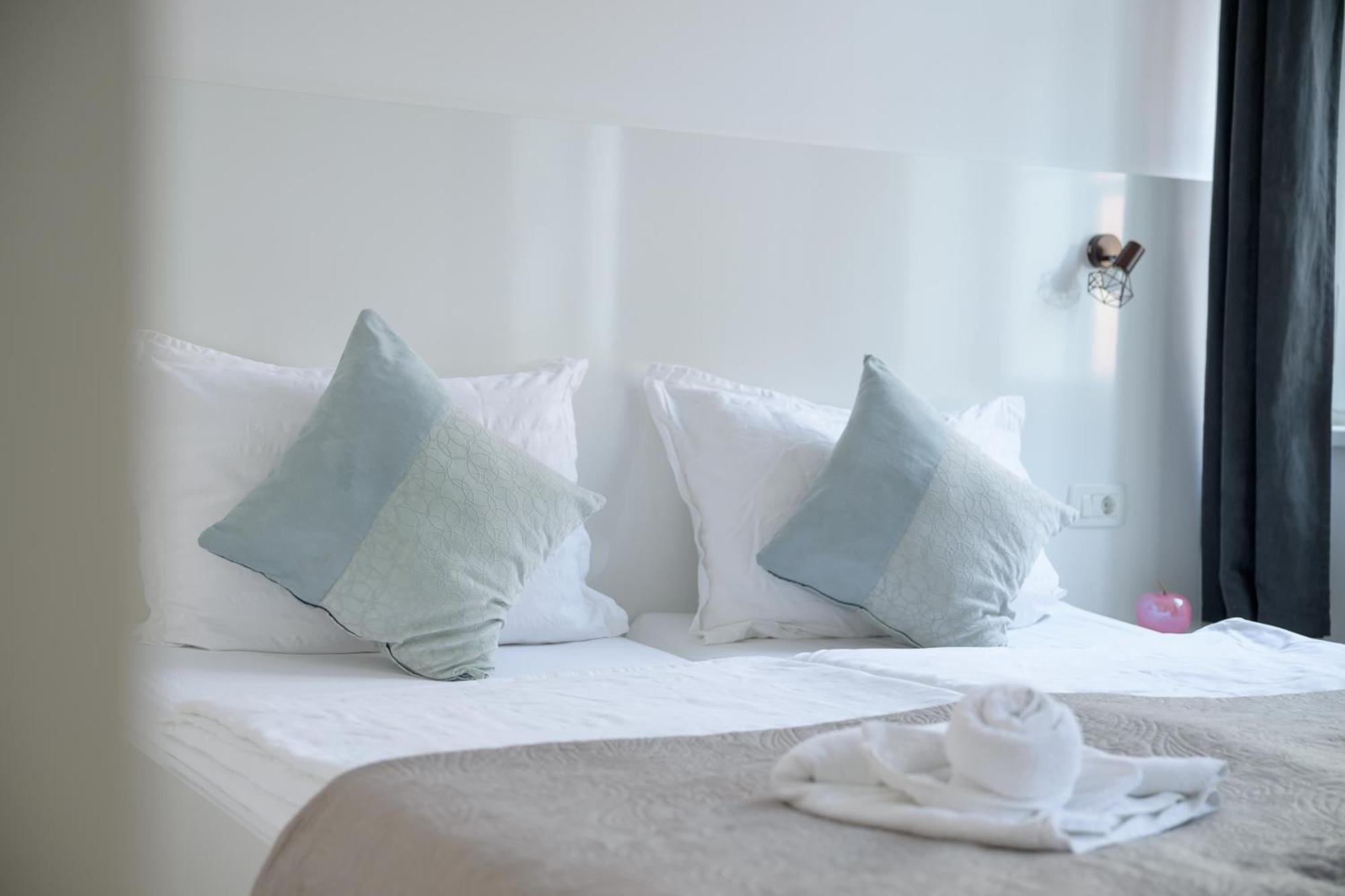 Niva rooms&studio apartment Zagabria Esterno foto