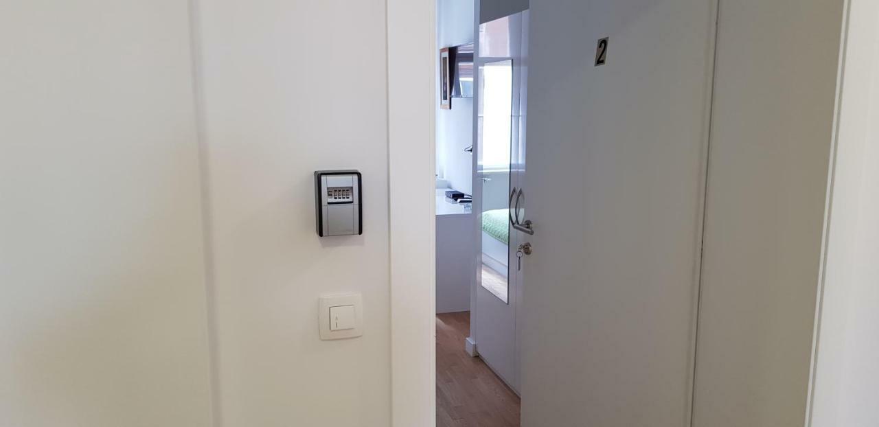 Niva rooms&studio apartment Zagabria Esterno foto